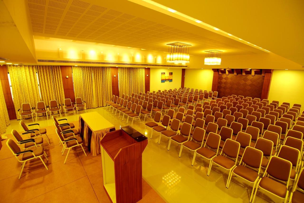 Hotel Hillway Park Kollam Eksteriør bilde