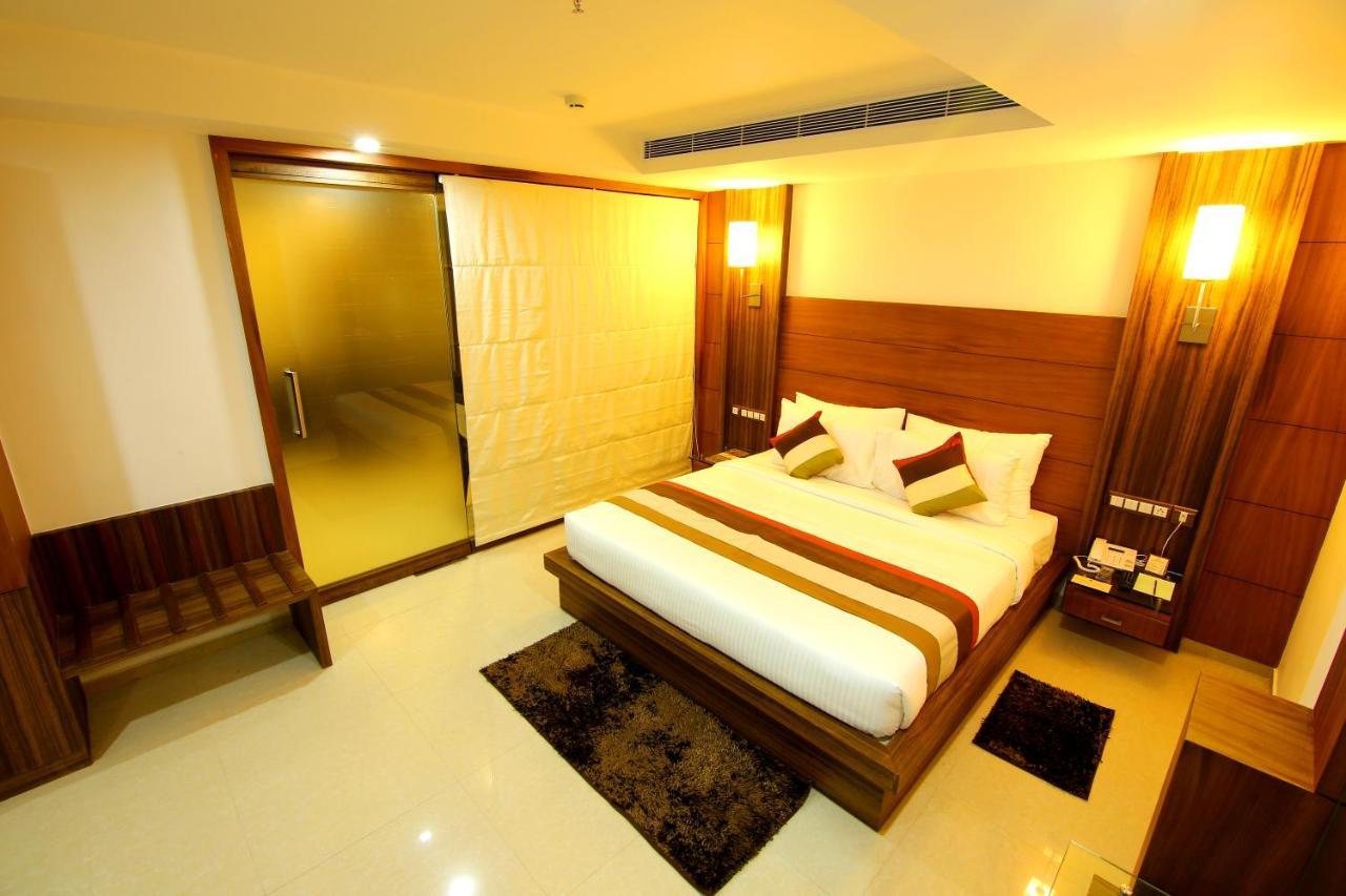Hotel Hillway Park Kollam Eksteriør bilde