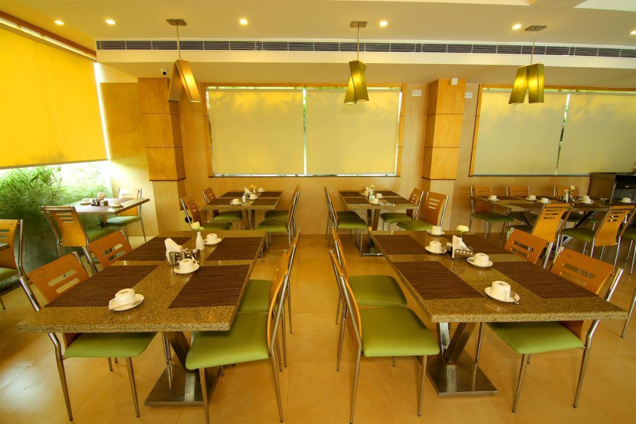 Hotel Hillway Park Kollam Eksteriør bilde